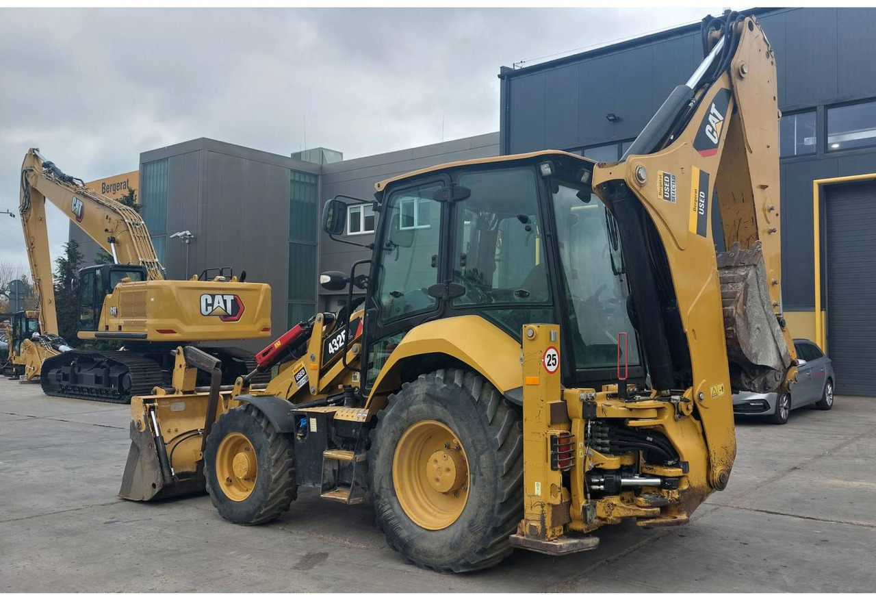 CAT 432F2 - Rýpadlo-nakladač: obrázok 4 CAT 432F2 - Rýpadlo-nakladač: obrázok 4