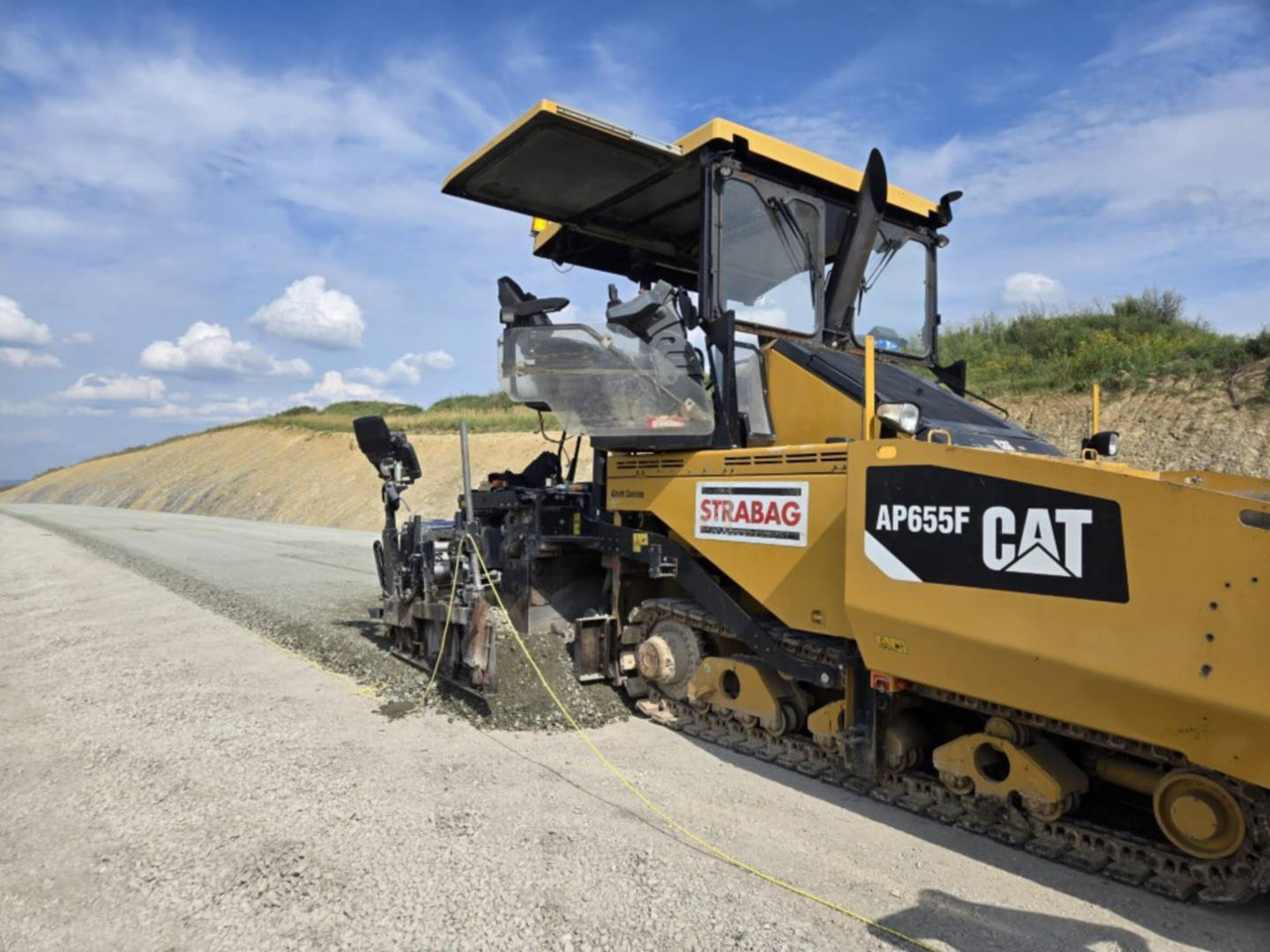 CAT AP655F - Finišer: obrázok 3 CAT AP655F - Finišer: obrázok 3