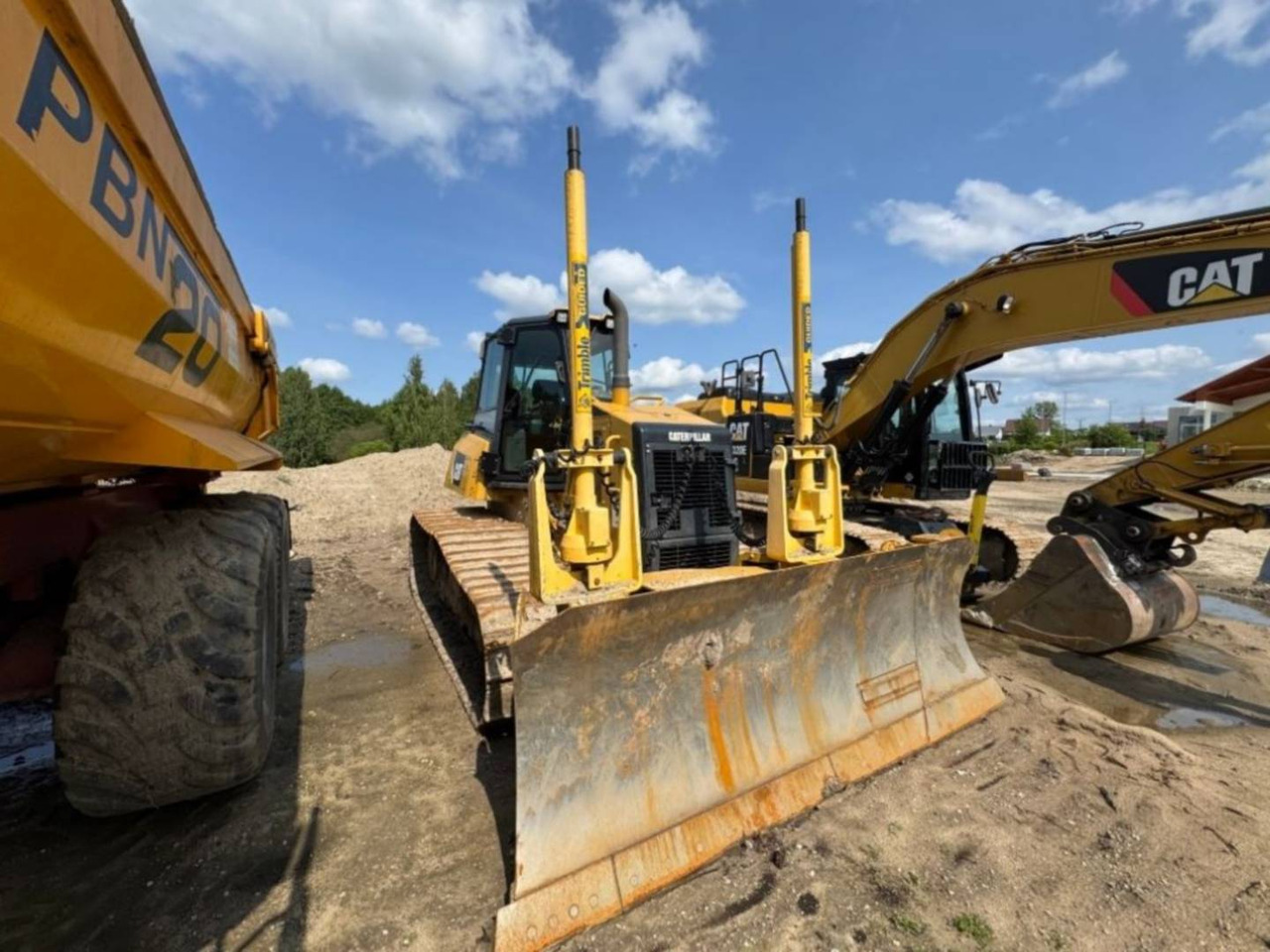 CAT D6KLGP - Buldozér: obrázok 2 CAT D6KLGP - Buldozér: obrázok 2