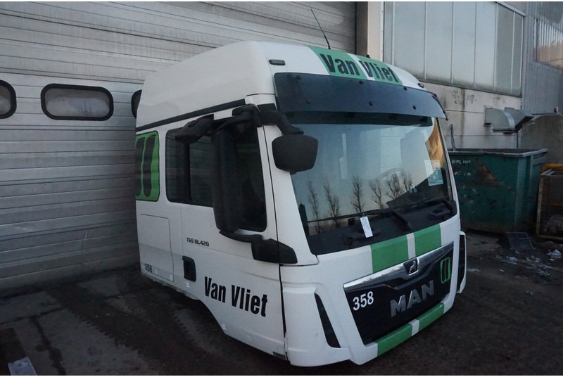 MAN F99L39 TGS - Kabína a interiér pre Nákladné auto: obrázok 2 MAN F99L39 TGS - Kabína a interiér pre Nákladné auto: obrázok 2