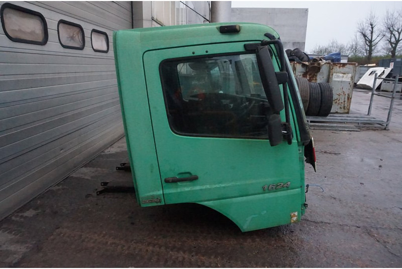 Mercedes-Benz ATEGO F07 KORT RECHTS STUUR 972 890 25 200671 - Kabína a interiér pre Nákladné auto: obrázok 2 Mercedes-Benz ATEGO F07 KORT RECHTS STUUR 972 890 25 200671 - Kabína a interiér pre Nákladné auto: obrázok 2