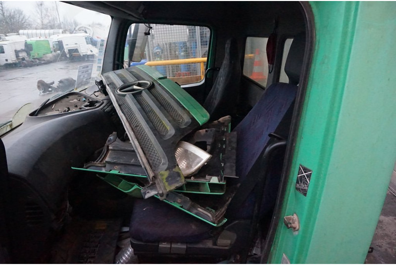 Mercedes-Benz ATEGO F07 KORT RECHTS STUUR 972 890 25 200671 - Kabína a interiér pre Nákladné auto: obrázok 5 Mercedes-Benz ATEGO F07 KORT RECHTS STUUR 972 890 25 200671 - Kabína a interiér pre Nákladné auto: obrázok 5