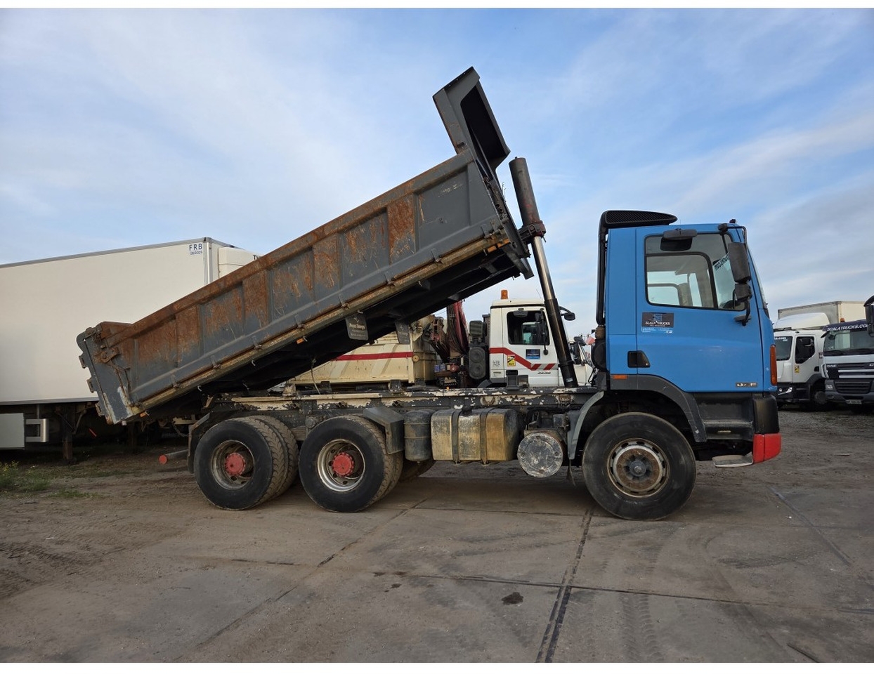 DAF 85 400 ATI 6x4 Tipper - Sklápač: obrázok 4 DAF 85 400 ATI 6x4 Tipper - Sklápač: obrázok 4