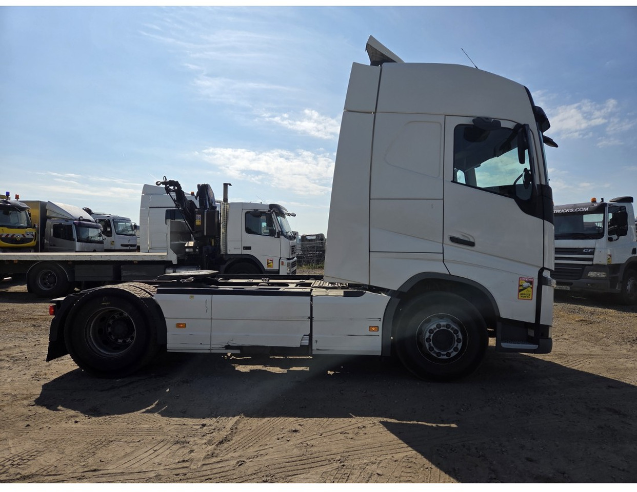 VOLVO FH 500 4X2 TRACTOR UNIT 2 TANKS VEB+ - Iné stroje: obrázok 5 VOLVO FH 500 4X2 TRACTOR UNIT 2 TANKS VEB+ - Iné stroje: obrázok 5