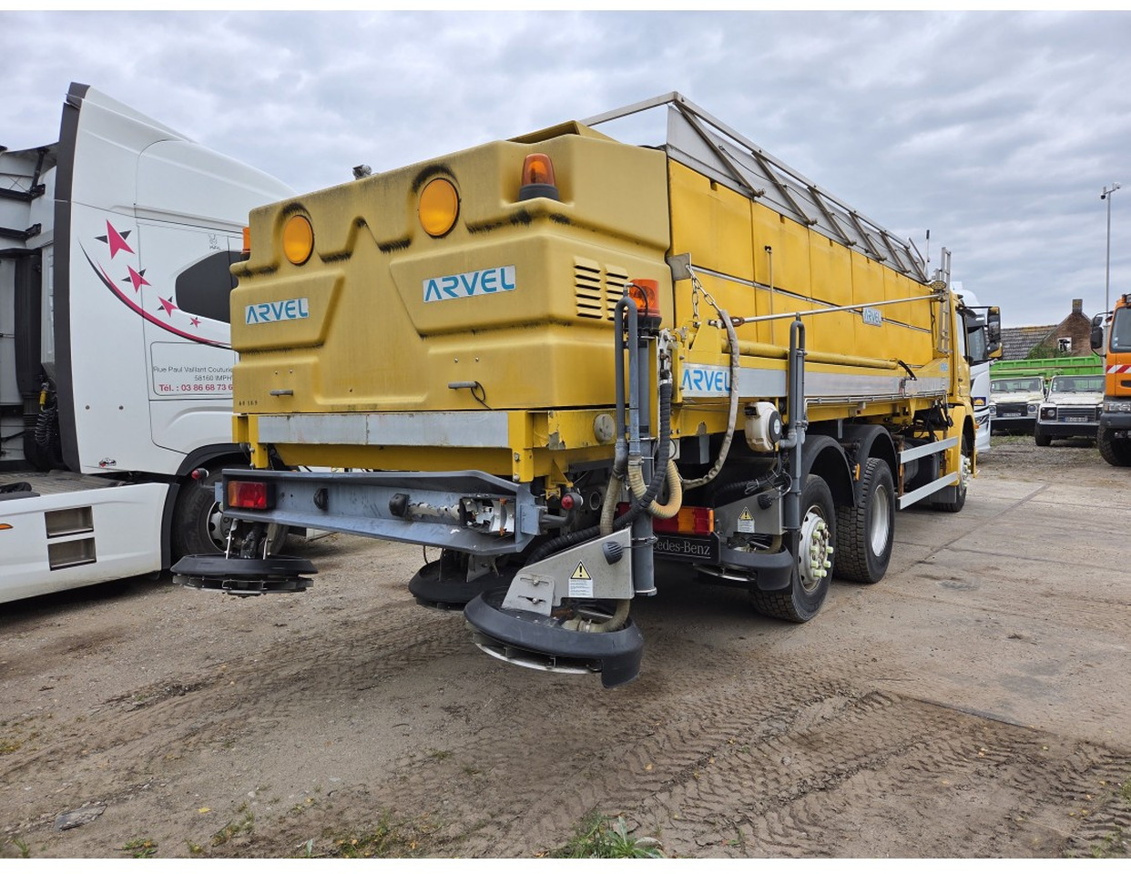 MERCEDES AXOR 2533 6X2 CHASSIS LOW MILEAGE - Podvozek s kabinou, Vozidlo na odpratávanie snehu: obrázok 3 MERCEDES AXOR 2533 6X2 CHASSIS LOW MILEAGE - Podvozek s kabinou, Vozidlo na odpratávanie snehu: obrázok 3