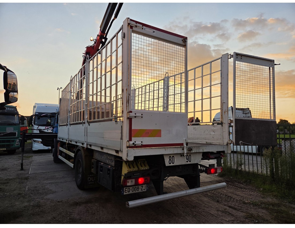 Renault C 280 4X2 Palfinger PK12002 EH Kran Crane Remote Control Automat flatbed truck - Valníkový/ Plošinový nákladný automobil, Auto s hydraulickou rukou: obrázok 2 Renault C 280 4X2 Palfinger PK12002 EH Kran Crane Remote Control Automat flatbed truck - Valníkový/ Plošinový nákladný automobil, Auto s hydraulickou rukou: obrázok 2