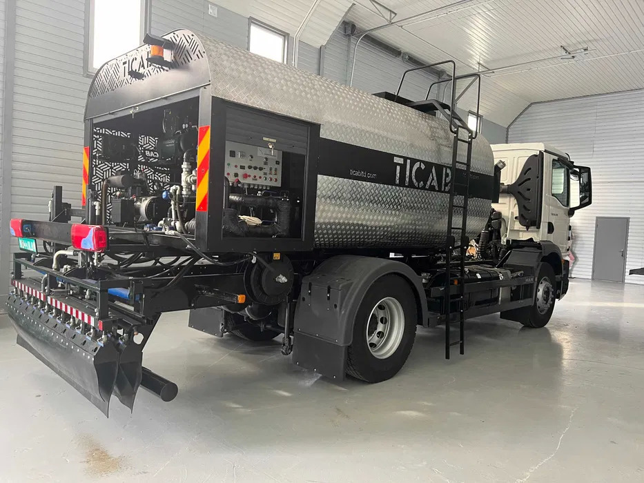 TICAB Asphalt Distributor, 8000 L, Аutonomous Asphalt Sprayer, Manufacturer - Autočerpadlo: obrázok 1 TICAB Asphalt Distributor, 8000 L, Аutonomous Asphalt Sprayer, Manufacturer - Autočerpadlo: obrázok 1