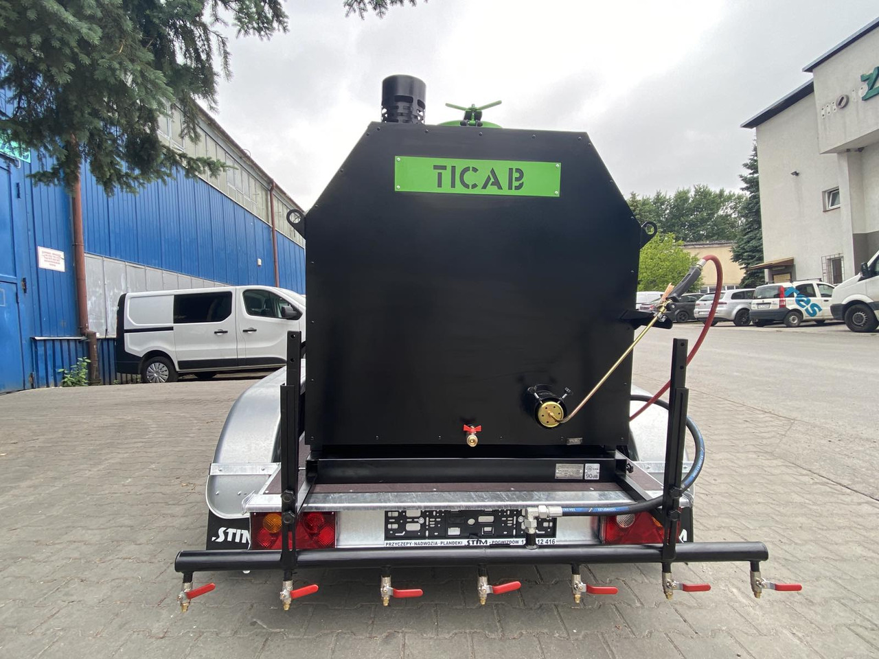 TICAB SelfPropelled Bitumen Emulsion Sprayer,1000L,Manufacturer - Rozstrekovač živice: obrázok 5 TICAB SelfPropelled Bitumen Emulsion Sprayer,1000L,Manufacturer - Rozstrekovač živice: obrázok 5