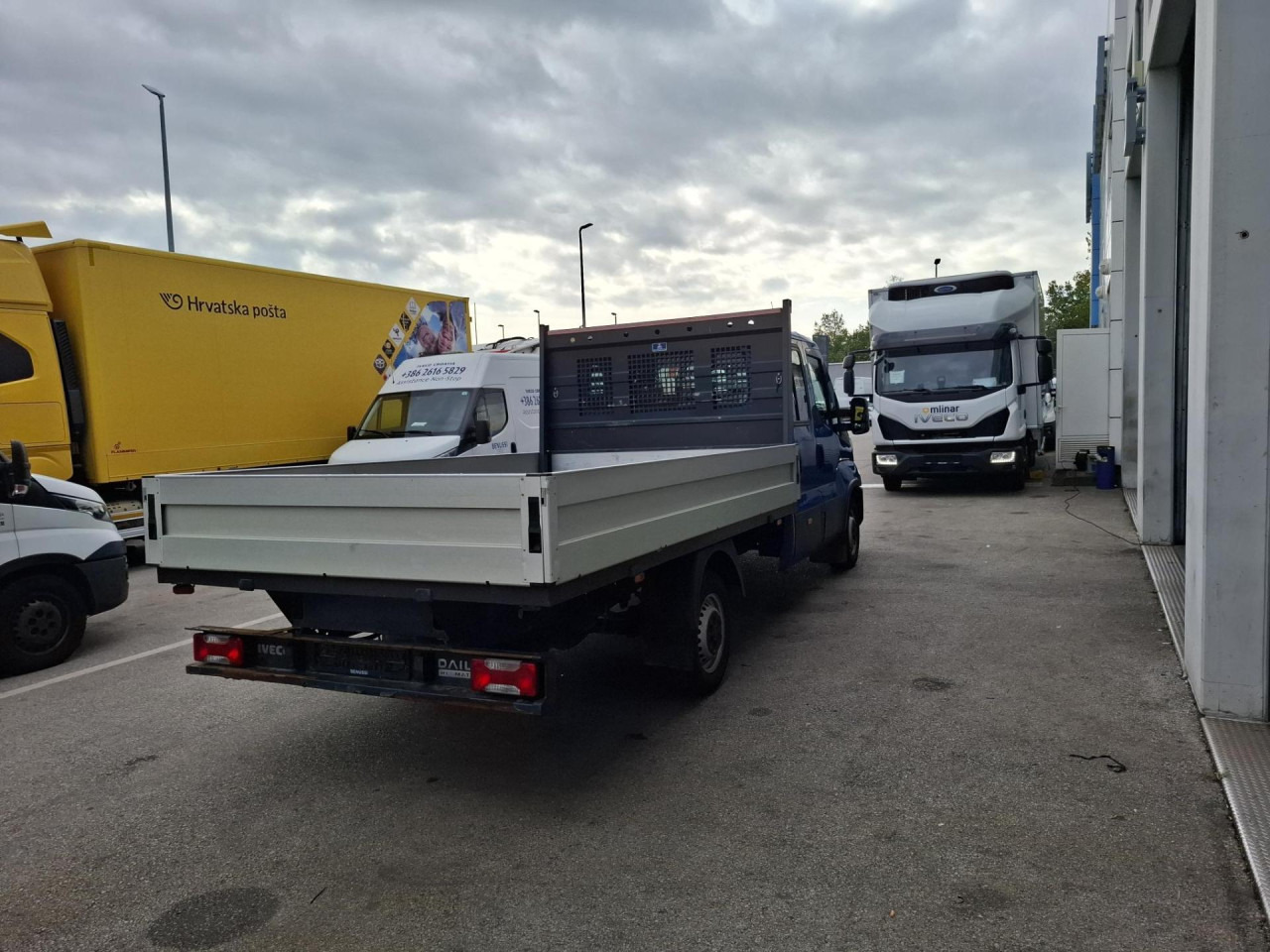 IVECO Daily 35S16A8 - Furgon, Dodávkа s dvojitou kabínou: obrázok 4 IVECO Daily 35S16A8 - Furgon, Dodávkа s dvojitou kabínou: obrázok 4
