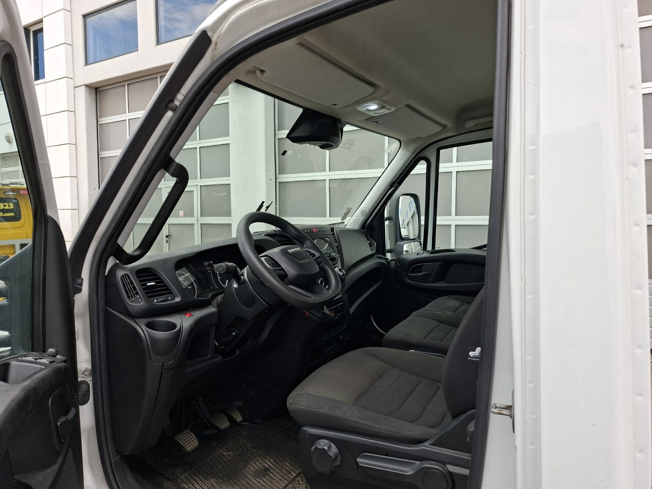 IVECO Daily 70C18H - Podvozek s kabinou: obrázok 5 IVECO Daily 70C18H - Podvozek s kabinou: obrázok 5