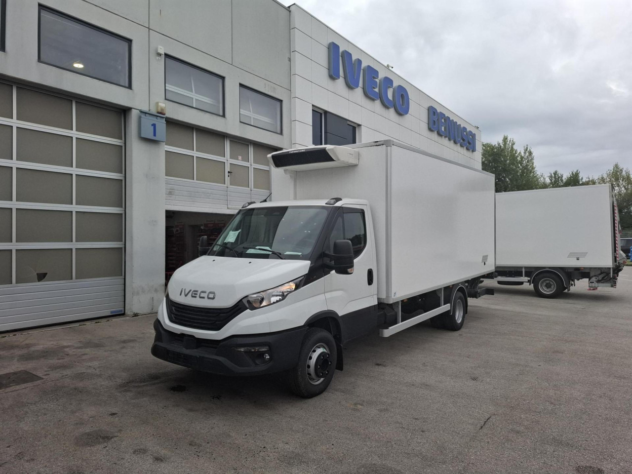 IVECO Daily 70C18H - Chladiarenská dodávka: obrázok 1 IVECO Daily 70C18H - Chladiarenská dodávka: obrázok 1