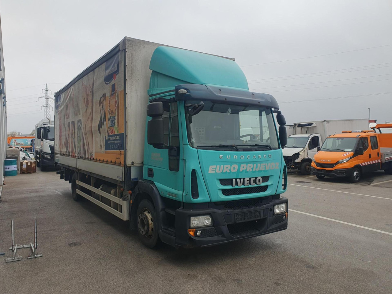 IVECO Eurocargo ML120E25 - Plachtové nákladné vozidlo: obrázok 2 IVECO Eurocargo ML120E25 - Plachtové nákladné vozidlo: obrázok 2