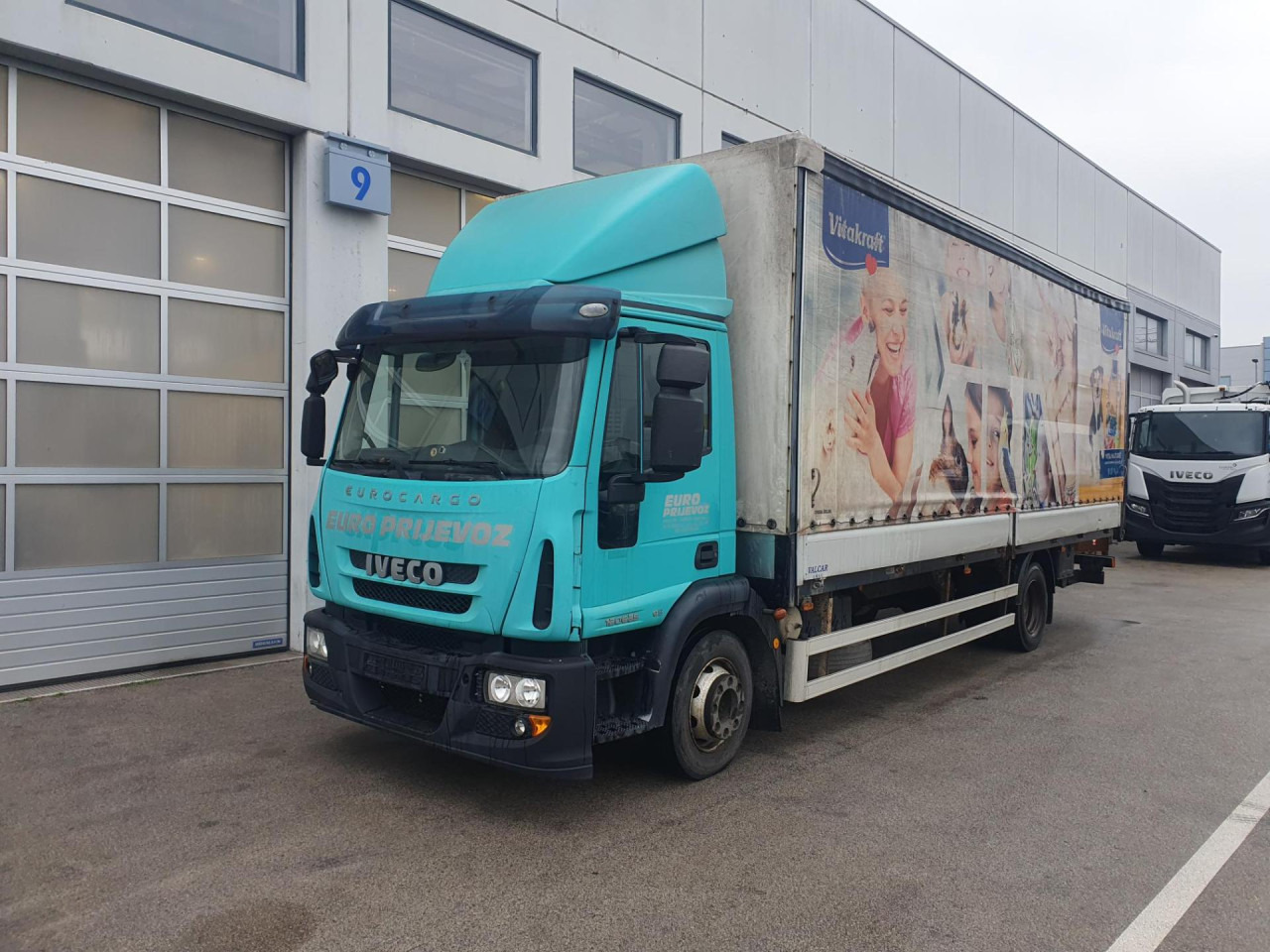 IVECO Eurocargo ML120E25 - Plachtové nákladné vozidlo: obrázok 1 IVECO Eurocargo ML120E25 - Plachtové nákladné vozidlo: obrázok 1