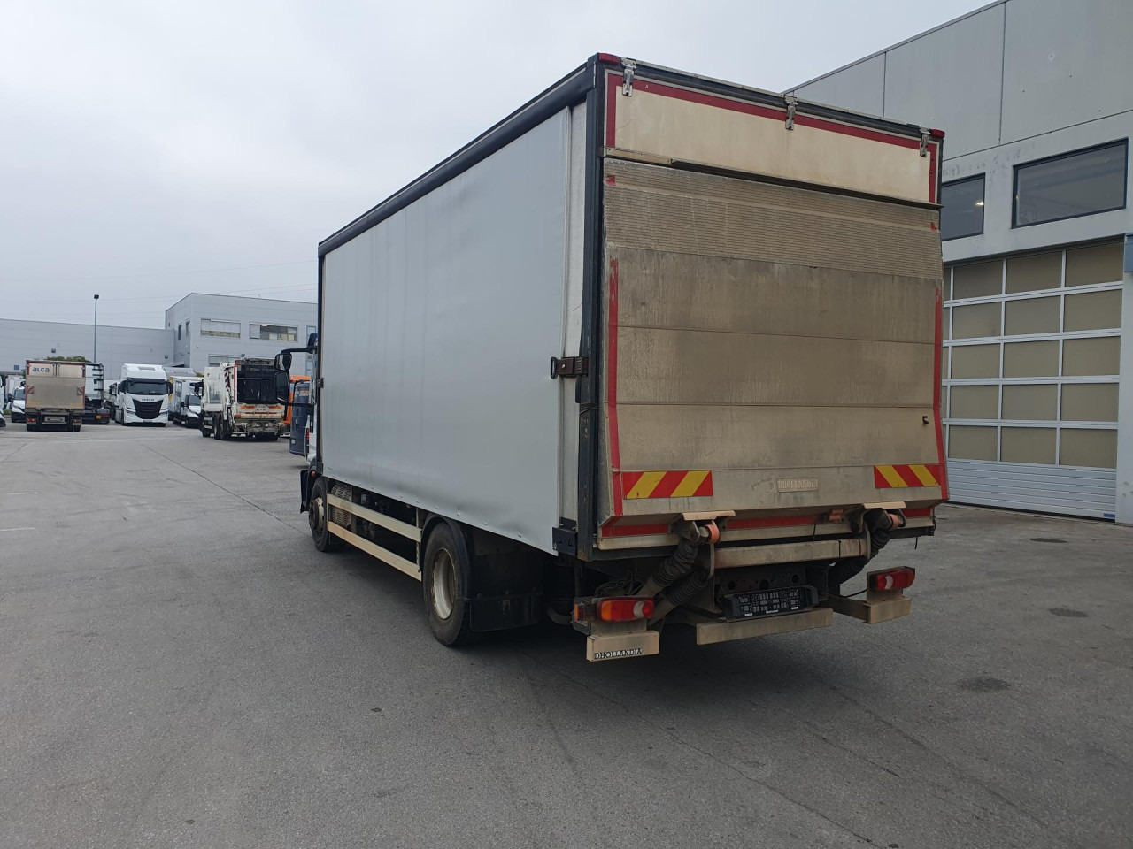 IVECO Eurocargo ML150E28/FP - Plachtové nákladné vozidlo: obrázok 5 IVECO Eurocargo ML150E28/FP - Plachtové nákladné vozidlo: obrázok 5