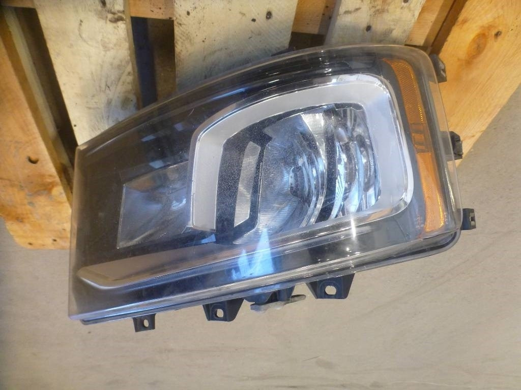 Scania R 650  - Elektrický systém pre Nákladné auto: obrázok 1 Scania R 650  - Elektrický systém pre Nákladné auto: obrázok 1