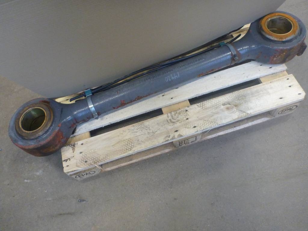 Volvo L 180 H Hundben, voe11093778 - Výložník pre Stavebné stroje: obrázok 1 Volvo L 180 H Hundben, voe11093778 - Výložník pre Stavebné stroje: obrázok 1