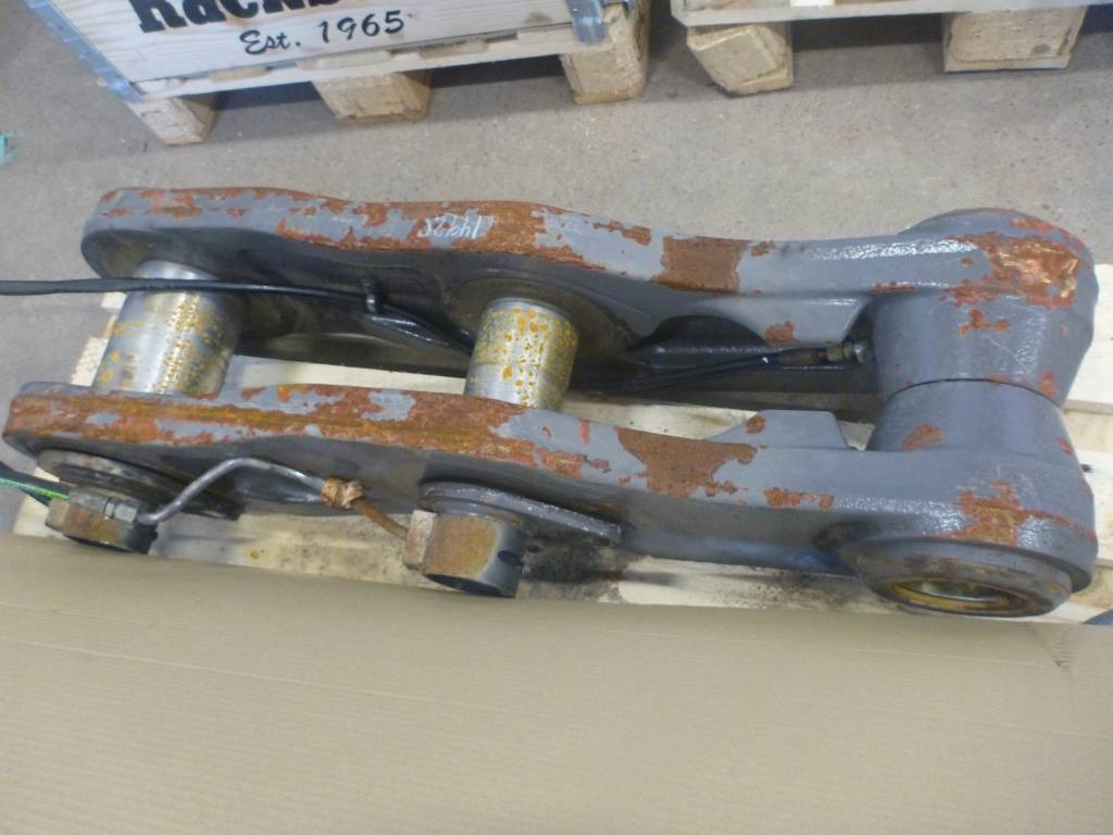 Volvo L 180 H Nedre tiltlänk - Výložník pre Stavebné stroje: obrázok 1 Volvo L 180 H Nedre tiltlänk - Výložník pre Stavebné stroje: obrázok 1