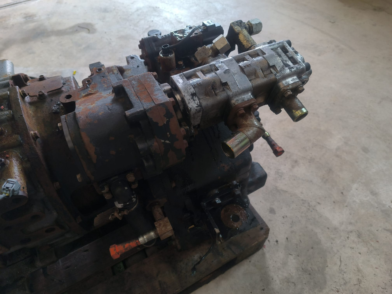 NISSAN TCM l1f6f70y - Prevodovka a diely: obrázok 3 NISSAN TCM l1f6f70y - Prevodovka a diely: obrázok 3