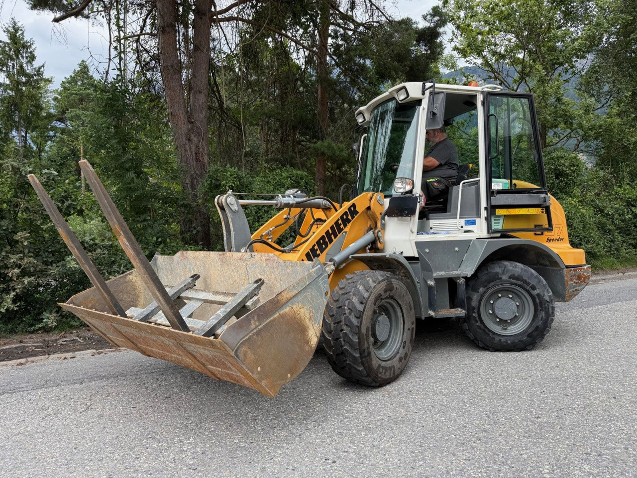 Liebherr L507, Gabel+Schaufel, ONLY 850hours - Kolesový nakladač: obrázok 4 Liebherr L507, Gabel+Schaufel, ONLY 850hours - Kolesový nakladač: obrázok 4