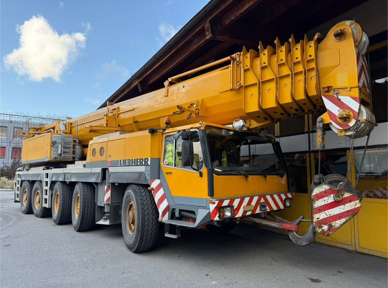 Liebherr LTM 1160/2 UTM655 10x6, FLYJIB, SWISS - Auto s hydraulickou rukou: obrázok 1 Liebherr LTM 1160/2 UTM655 10x6, FLYJIB, SWISS - Auto s hydraulickou rukou: obrázok 1