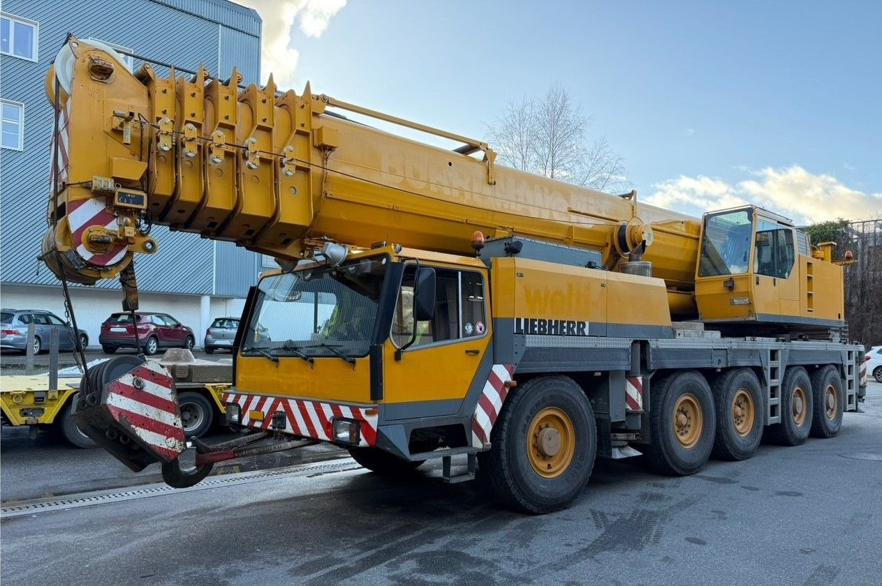 Liebherr LTM 1160/2 UTM655 10x6, FLYJIB, SWISS - Auto s hydraulickou rukou: obrázok 3 Liebherr LTM 1160/2 UTM655 10x6, FLYJIB, SWISS - Auto s hydraulickou rukou: obrázok 3