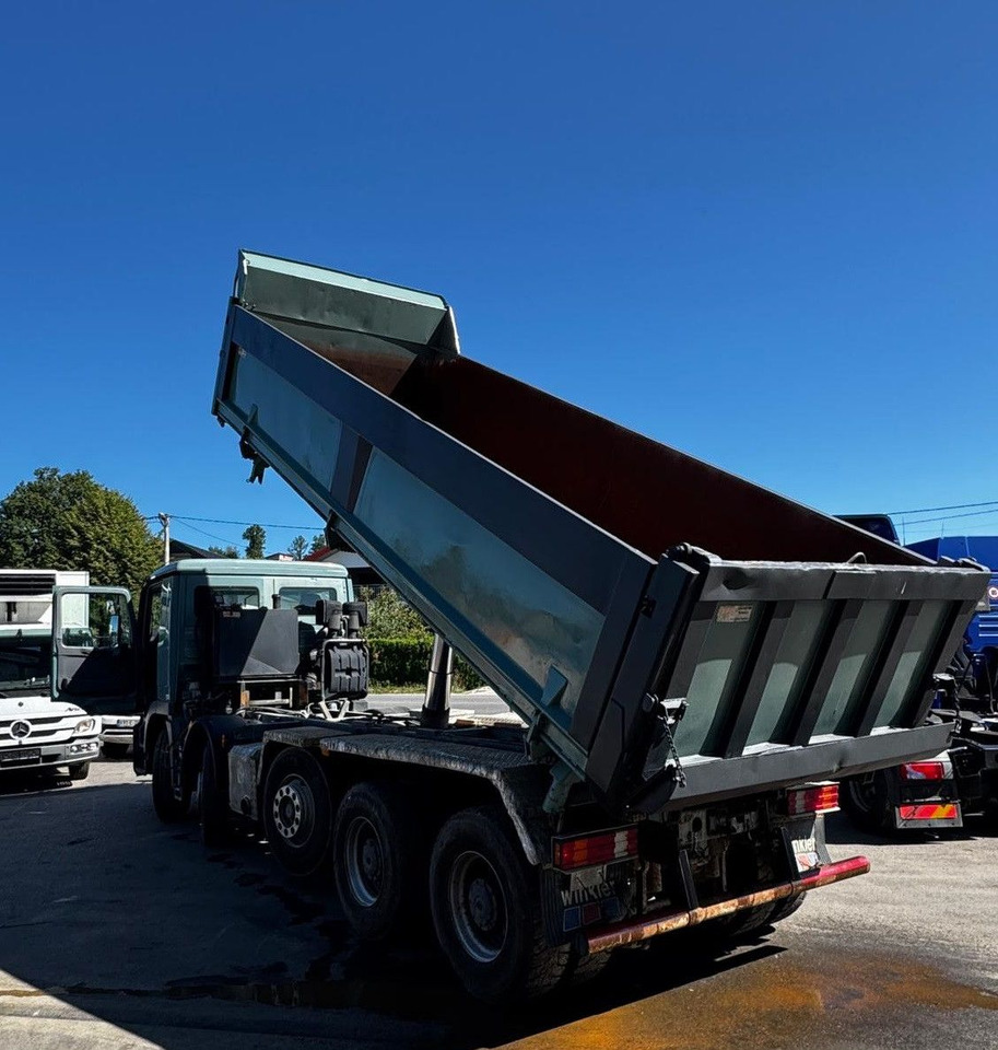 Mercedes-Benz Actros 4446 10x4, E5, MP2, EPS, Retarder - Sklápač: obrázok 5 Mercedes-Benz Actros 4446 10x4, E5, MP2, EPS, Retarder - Sklápač: obrázok 5