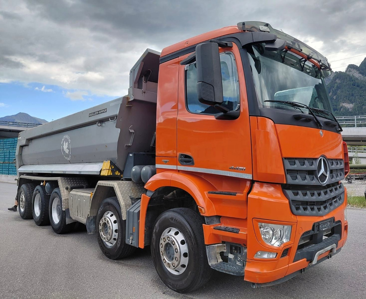 Mercedes-Benz Arocs 4451 10x4, E6, Meiller Dumper, Retarder - Sklápač: obrázok 4 Mercedes-Benz Arocs 4451 10x4, E6, Meiller Dumper, Retarder - Sklápač: obrázok 4
