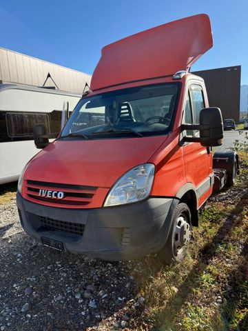 Iveco 50C18 Daily 4x2, E4, ONLY 79600km - Ťahač: obrázok 1 Iveco 50C18 Daily 4x2, E4, ONLY 79600km - Ťahač: obrázok 1