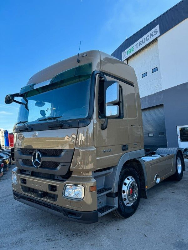 Mercedes-Benz Actros 1848 4x2, E5, MP3, Retarder - Ťahač: obrázok 1 Mercedes-Benz Actros 1848 4x2, E5, MP3, Retarder - Ťahač: obrázok 1