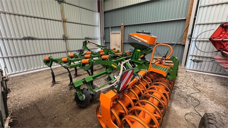 Amazone Cenius 4003 4003 med frøsåning - Brány: obrázok 1 Amazone Cenius 4003 4003 med frøsåning - Brány: obrázok 1