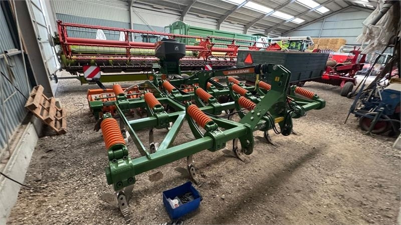 Amazone Cenius 4003 4003 med frøsåning - Brány: obrázok 4 Amazone Cenius 4003 4003 med frøsåning - Brány: obrázok 4
