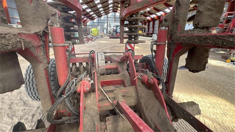 Horsch Terrano 6 RT Terrano 6RT - Diskový pluh: obrázok 4 Horsch Terrano 6 RT Terrano 6RT - Diskový pluh: obrázok 4