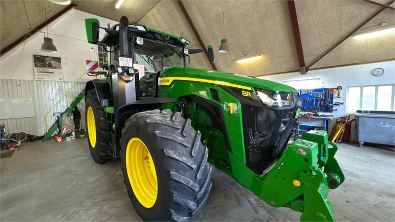 John Deere 8R340 8R340 Ultimate - Traktor: obrázok 2 John Deere 8R340 8R340 Ultimate - Traktor: obrázok 2