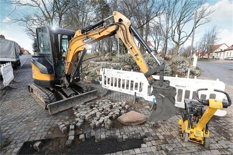 Sany sy26u Med TF tiltskifte og TF skovlpakke - Pásové rýpadlo: obrázok 2 Sany sy26u Med TF tiltskifte og TF skovlpakke - Pásové rýpadlo: obrázok 2