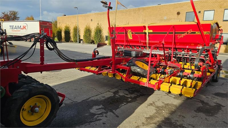 Vaderstad Rapid 400 Super XL  - Univerzálny sejací stroj: obrázok 3 Vaderstad Rapid 400 Super XL  - Univerzálny sejací stroj: obrázok 3