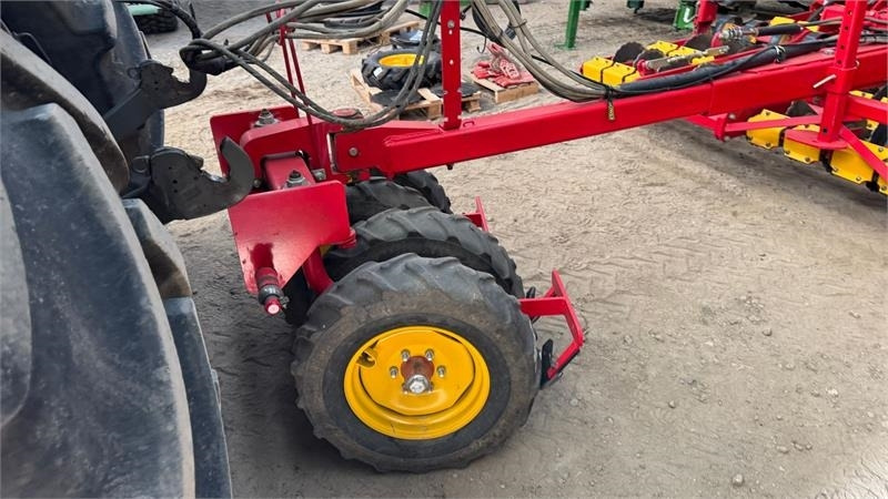 Vaderstad Rapid 400C Rapid 400 C - Modulárny sejací stroj: obrázok 2 Vaderstad Rapid 400C Rapid 400 C - Modulárny sejací stroj: obrázok 2