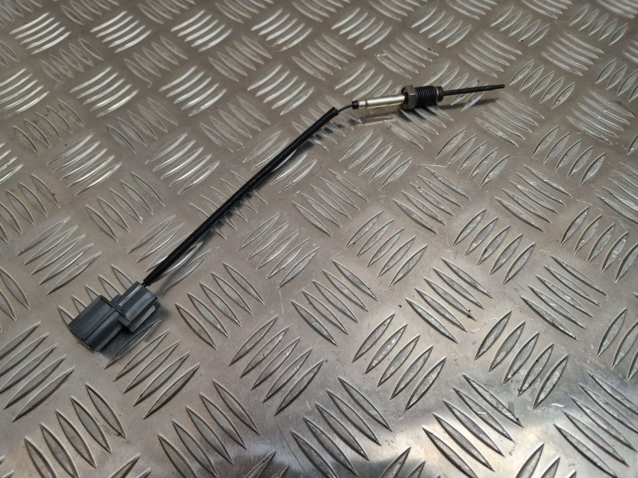 320/A9184 Exhaust Temperature Sensor SCR GENUINE JCB - Motor a diely pre Stavebné stroje: obrázok 1 320/A9184 Exhaust Temperature Sensor SCR GENUINE JCB - Motor a diely pre Stavebné stroje: obrázok 1