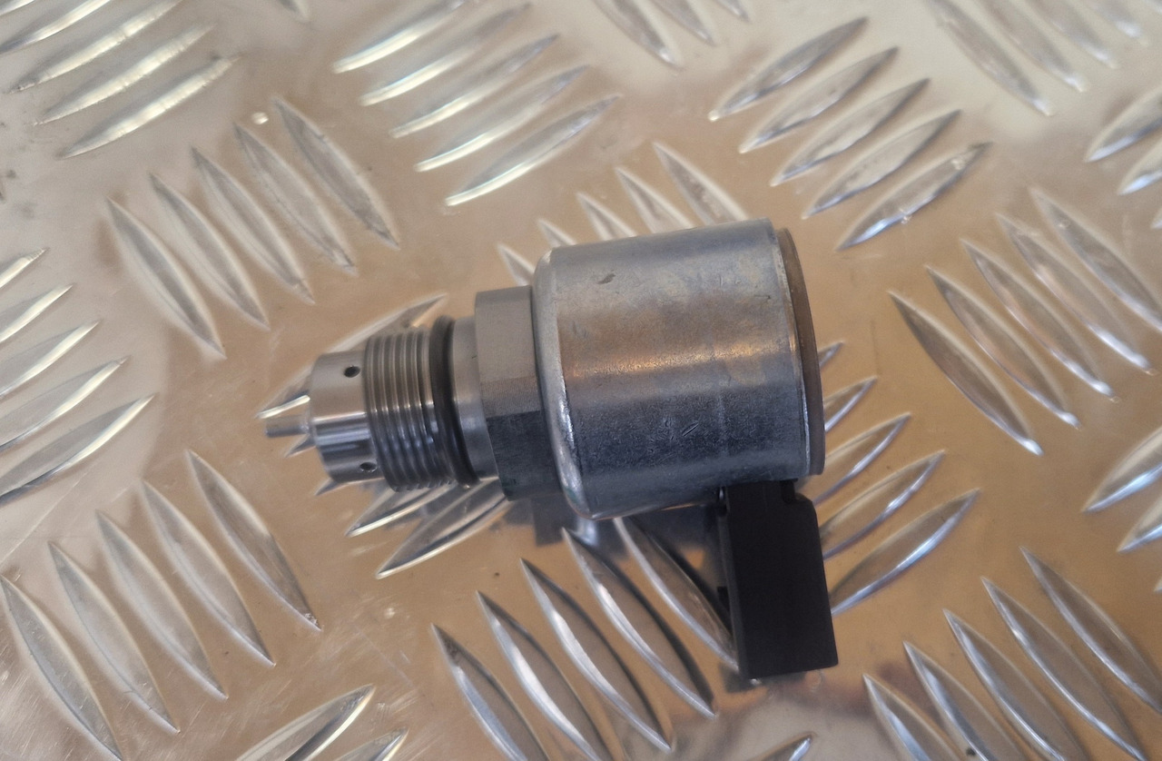 Delphi 28249292 Pressure control valve - Motor a diely pre Stavebné stroje: obrázok 1 Delphi 28249292 Pressure control valve - Motor a diely pre Stavebné stroje: obrázok 1