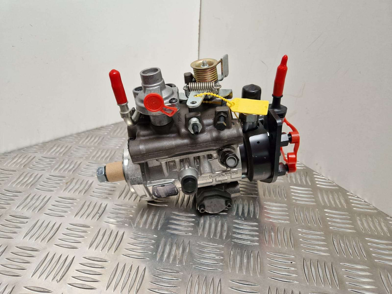JCB Delphi injection pump 17/925300 - Motor a diely pre Stavebné stroje: obrázok 1 JCB Delphi injection pump 17/925300 - Motor a diely pre Stavebné stroje: obrázok 1