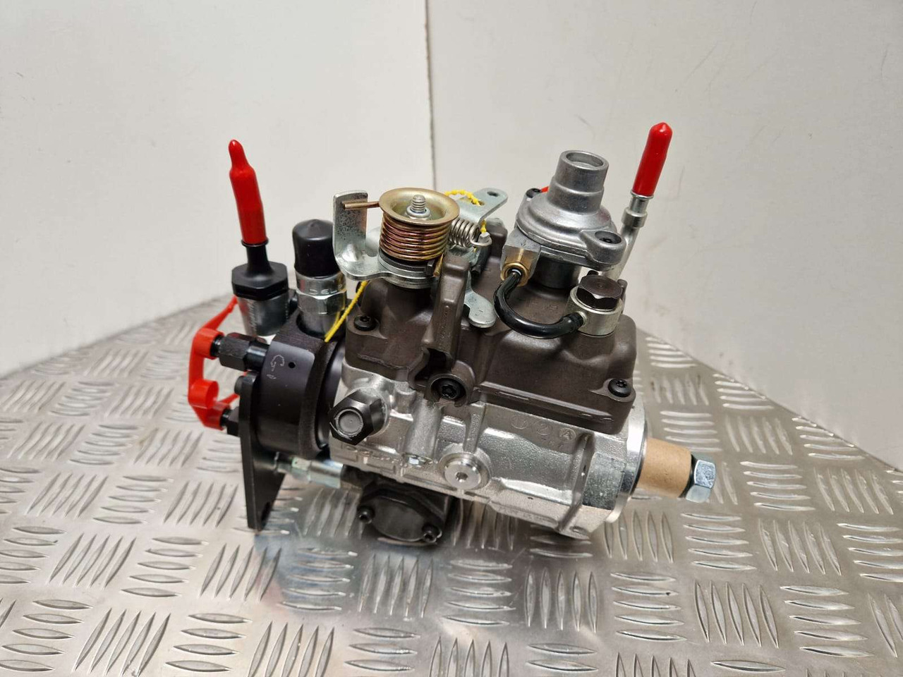 JCB Delphi injection pump 17/925300 - Motor a diely pre Stavebné stroje: obrázok 3 JCB Delphi injection pump 17/925300 - Motor a diely pre Stavebné stroje: obrázok 3