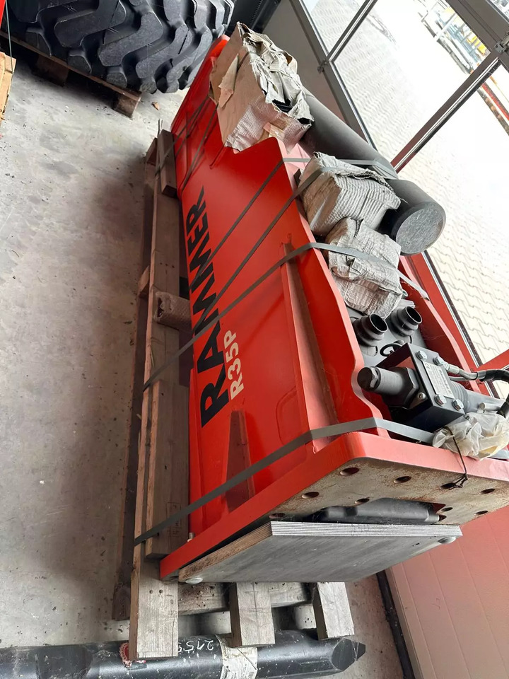 2022 Rammer R35P - Hydraulické kladivo: obrázok 1 2022 Rammer R35P - Hydraulické kladivo: obrázok 1
