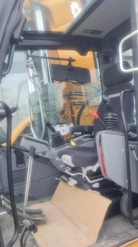 2023 Liebherr R 920 Compact G6.1-D Litronic - Pásové rýpadlo: obrázok 5 2023 Liebherr R 920 Compact G6.1-D Litronic - Pásové rýpadlo: obrázok 5