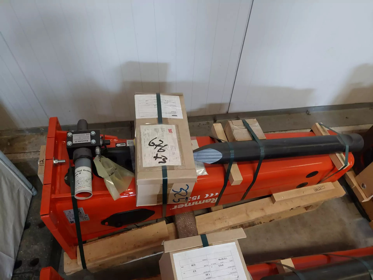 2023 Rammer 1533E - Hydraulické kladivo: obrázok 1 2023 Rammer 1533E - Hydraulické kladivo: obrázok 1