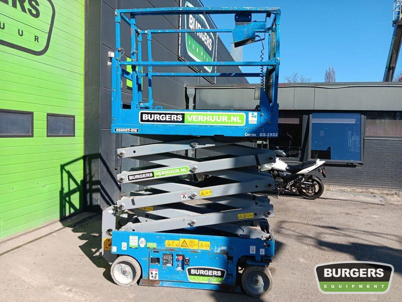 Genie GS-1932 - Samohybná plošiny: obrázok 1 Genie GS-1932 - Samohybná plošiny: obrázok 1