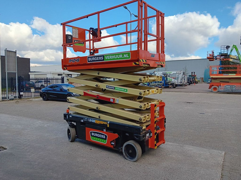 JLG R4045 - Samohybná plošiny: obrázok 5 JLG R4045 - Samohybná plošiny: obrázok 5