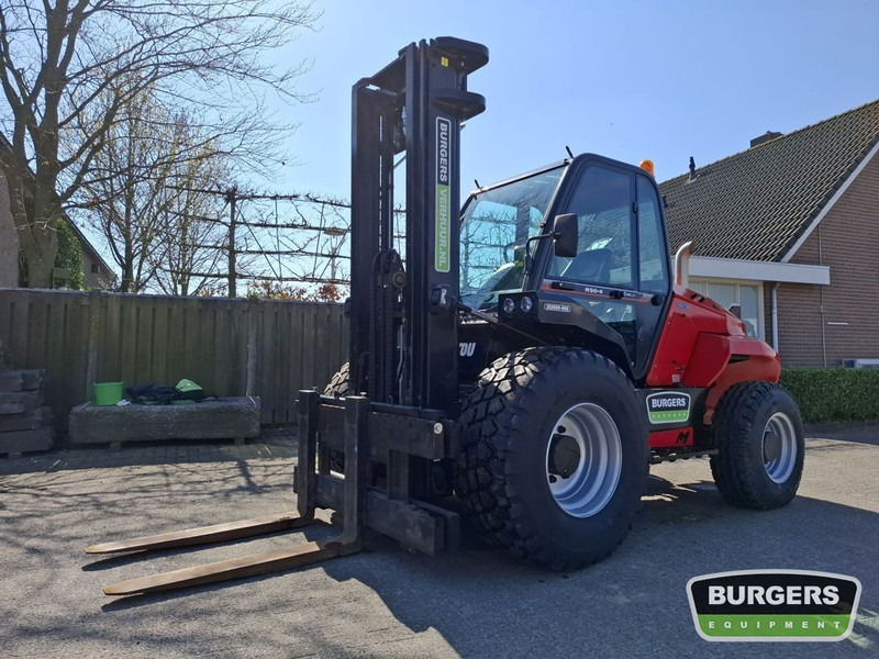 Manitou M50-4 - Terénny vozík: obrázok 1 Manitou M50-4 - Terénny vozík: obrázok 1