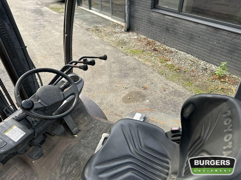 Toyota 8FDF25 - Dieselový vysokozdvižný vozík: obrázok 5 Toyota 8FDF25 - Dieselový vysokozdvižný vozík: obrázok 5