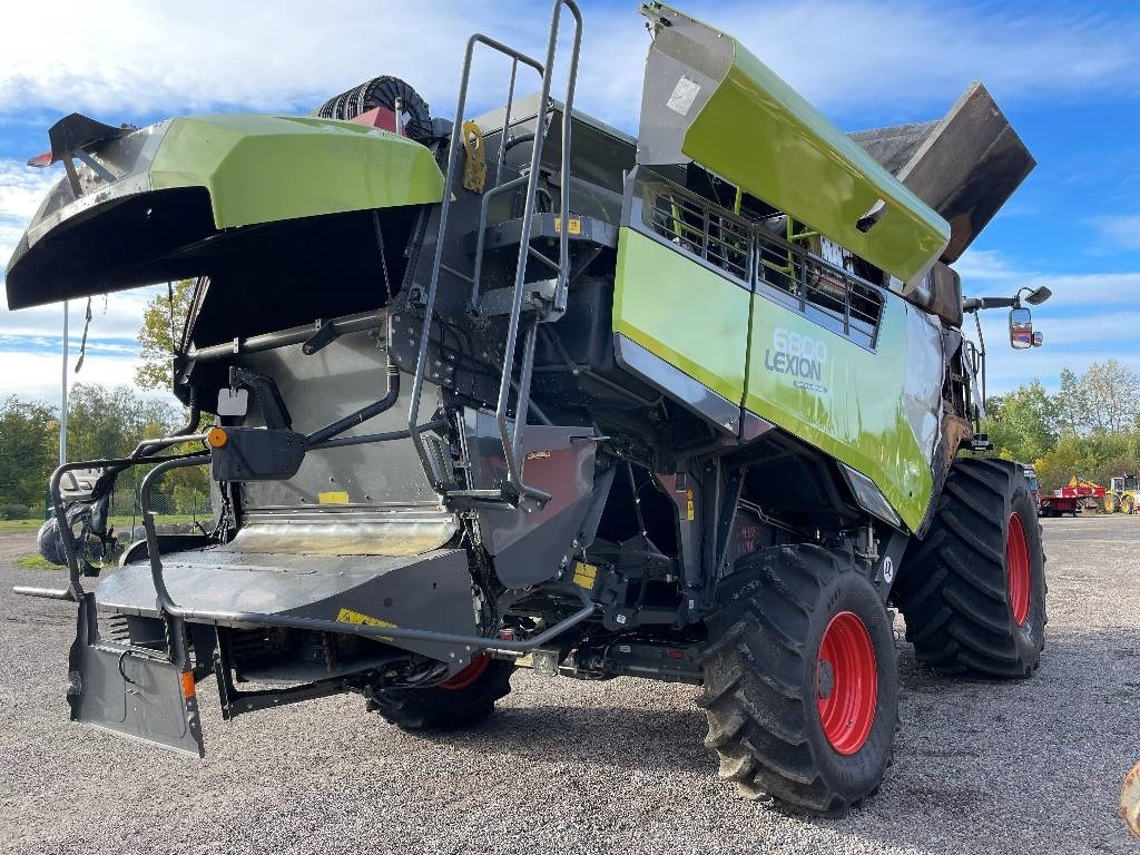 Claas Lexion 6800 Dismantled: only spare parts - Obilný kombajn: obrázok 3 Claas Lexion 6800 Dismantled: only spare parts - Obilný kombajn: obrázok 3