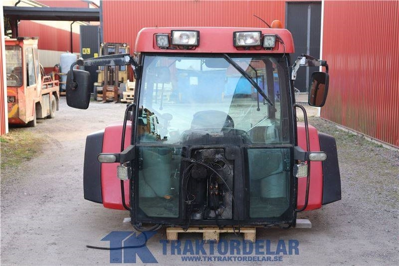 McCormick MTX 185 - Kabína pre Poľnohospodárske stroje: obrázok 1 McCormick MTX 185 - Kabína pre Poľnohospodárske stroje: obrázok 1