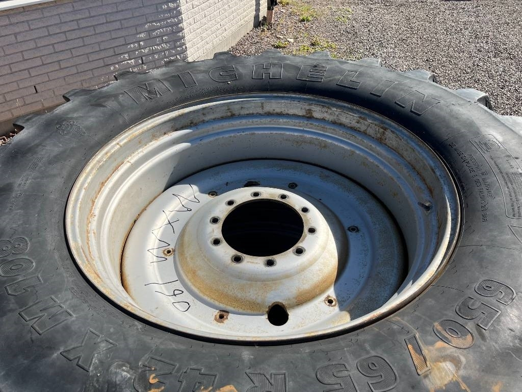Michelin 650/65-42 hjul till Case MXM190 - Pneumatika pre Poľnohospodárske stroje: obrázok 3 Michelin 650/65-42 hjul till Case MXM190 - Pneumatika pre Poľnohospodárske stroje: obrázok 3